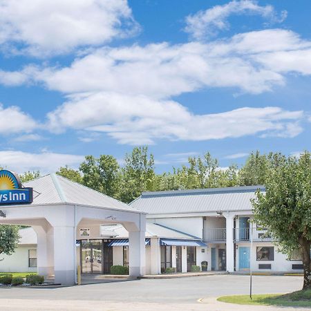 Days Inn By Wyndham N Little Rock East North Little Rock Exterior photo